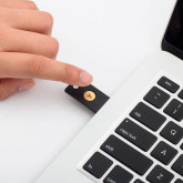 LLAVE SEGURIDAD USB  YUBIKEY 5 NFC 