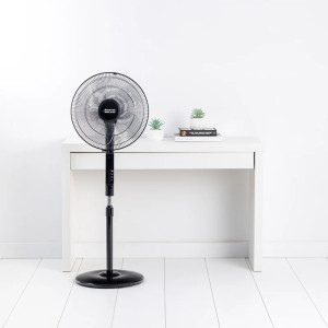 VENTILADOR DE PIE TAURUS FADC001 NEGRO 5 ASPAS/12 VEL.